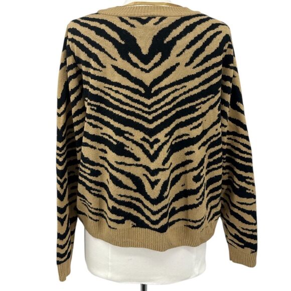 Cropped sweater 14/16 Tiger print crewneck Lane Bryant Chic top - Picture 5 of 8